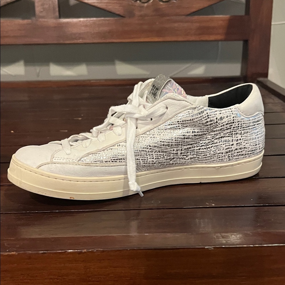 P448 Women's White and Silver Textured Sneakers - Picture 7 of 16